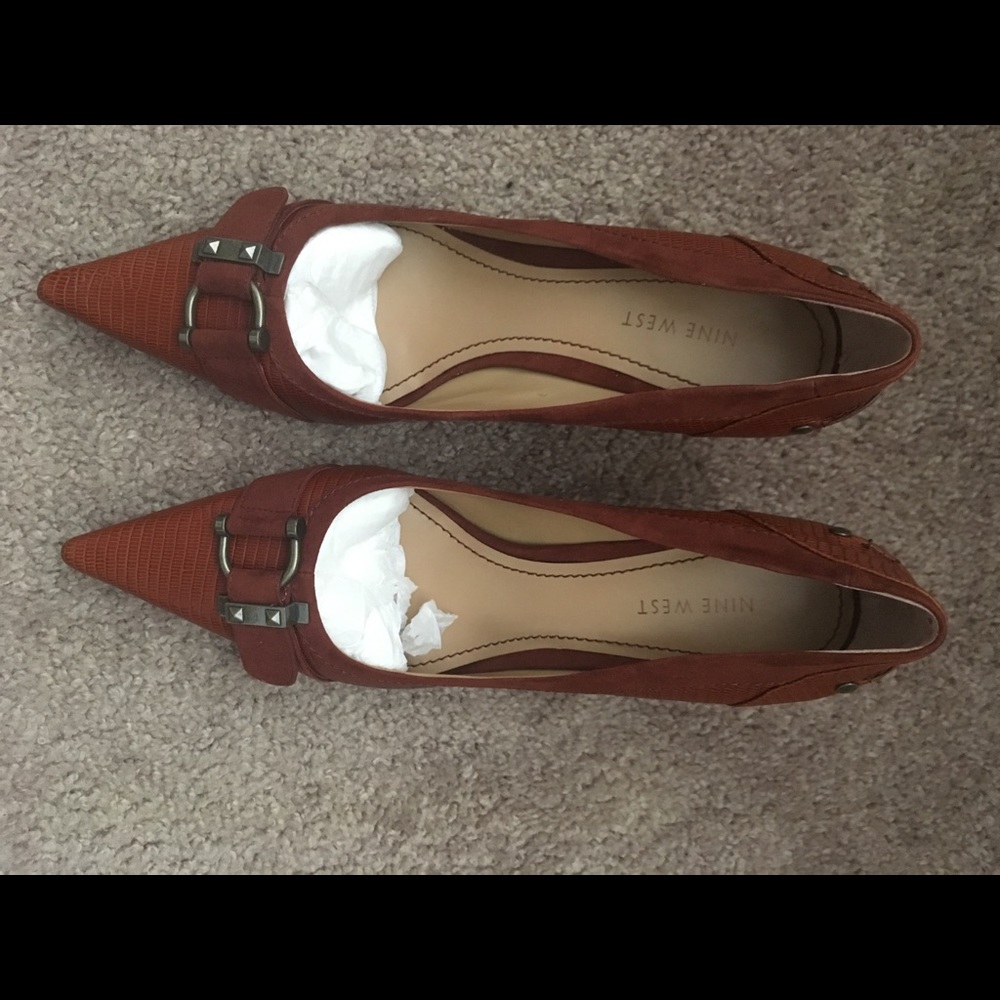 Nine West medium brown pumps